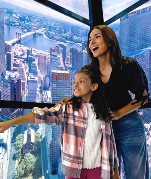 One World Observatory Fast Pass -> Pase Rápido Observatorio One World